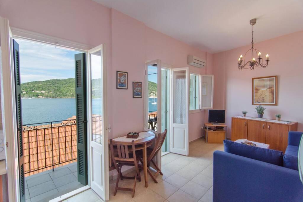 バティAmalia Sea View Houseアパートメント エクステリア 写真